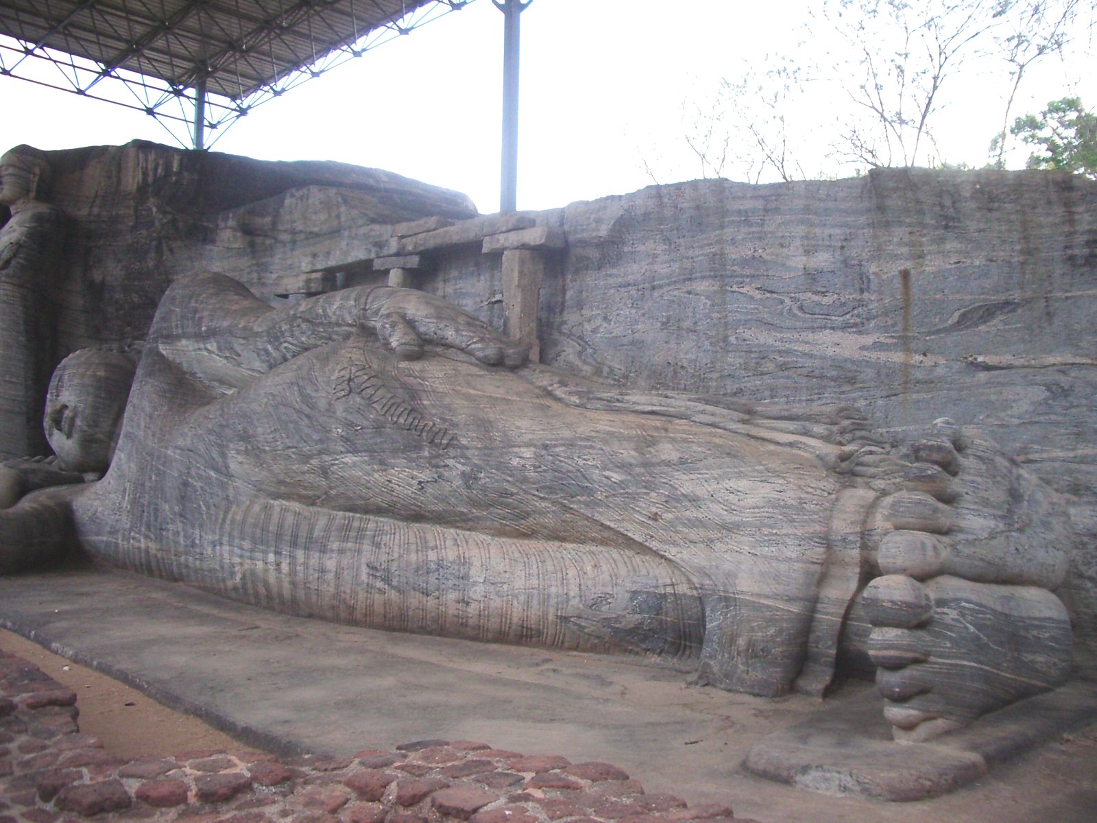 Polonnaruwa galvihara6